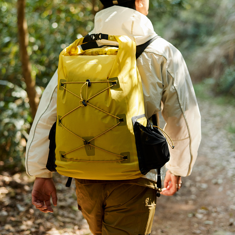 Naturehike nepromokavý batoh Far mountain 25l 430g - žlutý